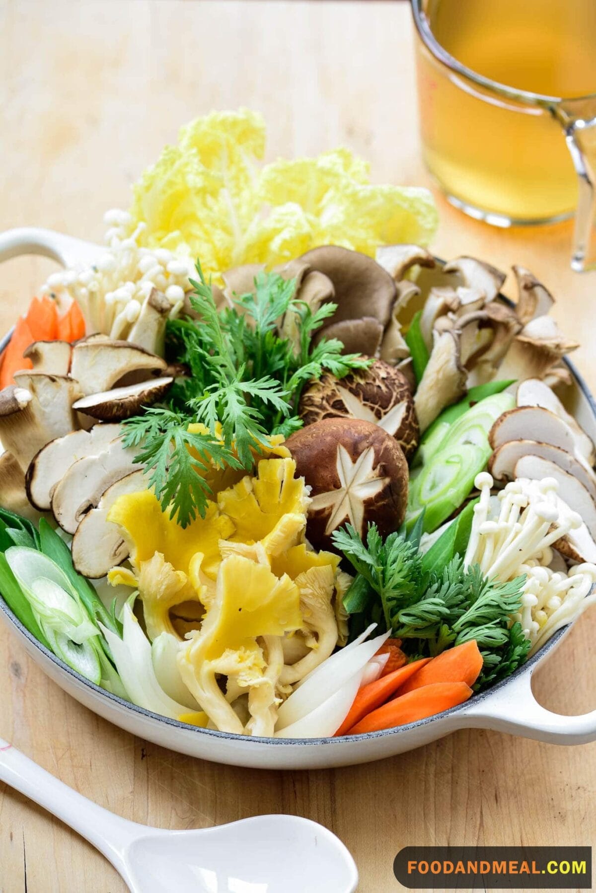  Japanese Mushroom Cabbage Hot Pot