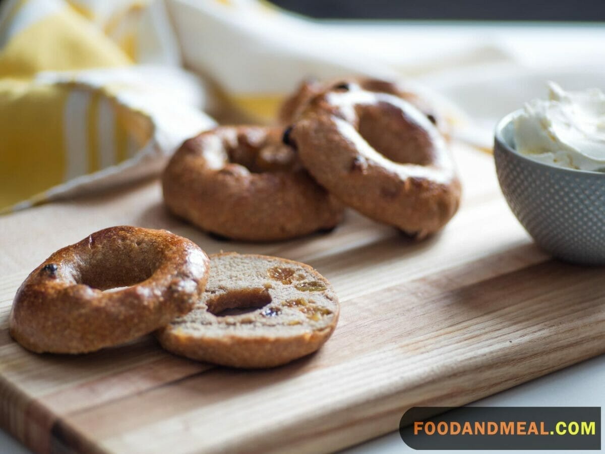 Cinnamon Raisin Bagels