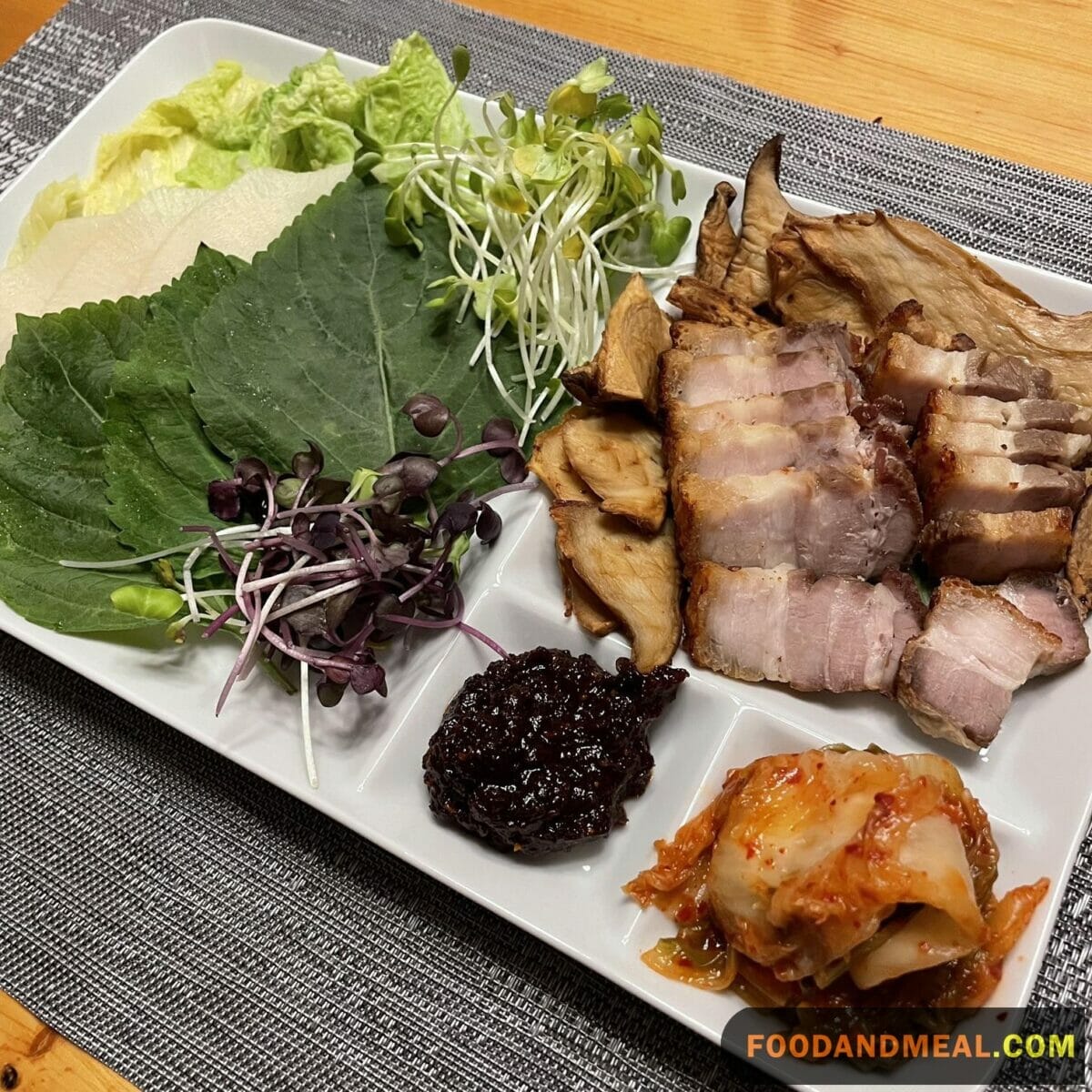 Pork Belly With Sesame Dip