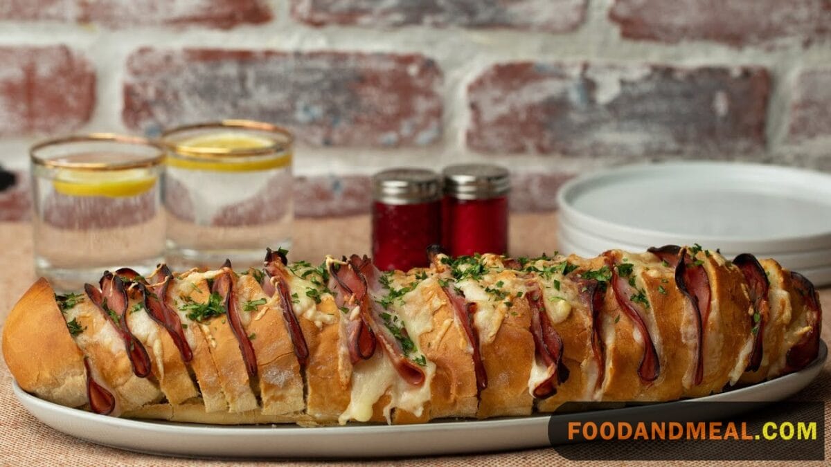 Ham And Cheese Pull Apart Bread