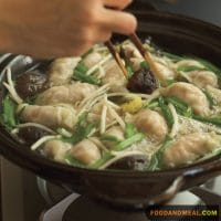 Authentic Gyoza Dumpling Hot Pot Recipe - Japanese Delight 1