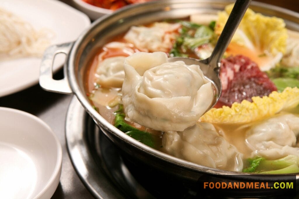 Authentic Gyoza Dumpling Hot Pot Recipe - Japanese Delight 7 Gyoza Dumpling Hot Pot