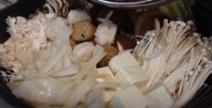 How To Make Japanese Mushroom Cabbage Hot Pot 5