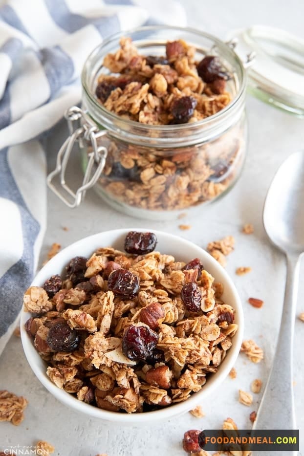  Cinnamon Granola