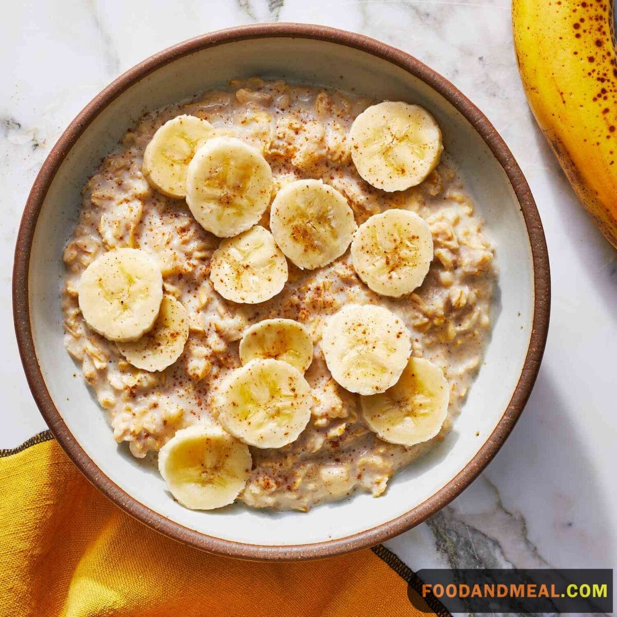 Banana And Walnuts Oats.