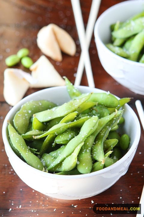 Steamed Green Soybeans