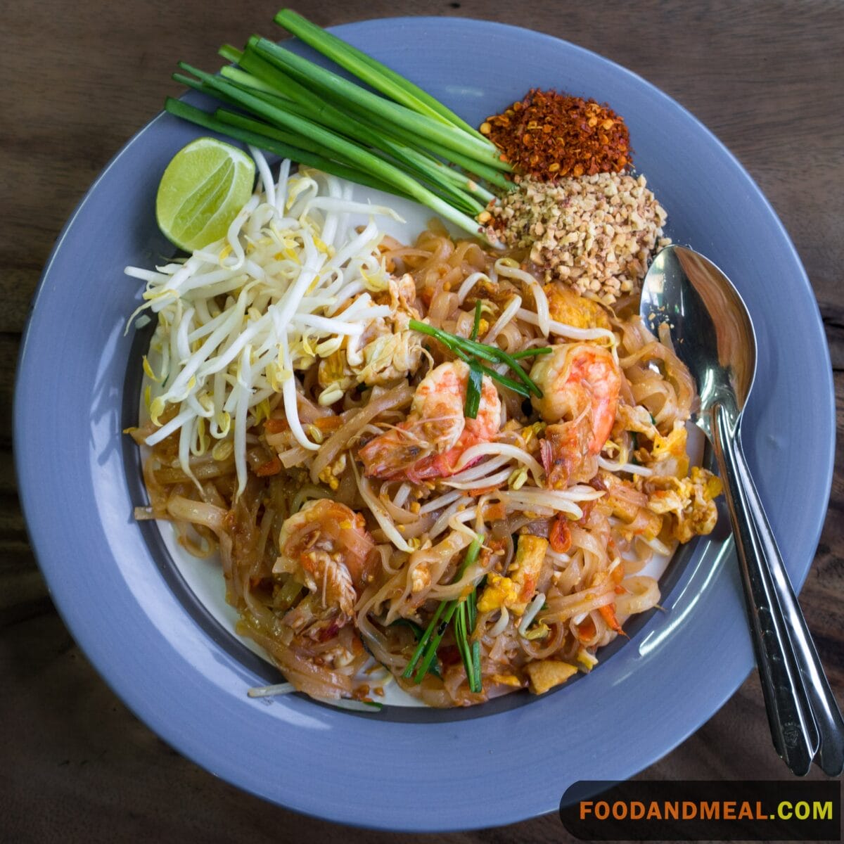 How To Cook Pad Thai - Fried Rice Noodles 9 Pad Thai