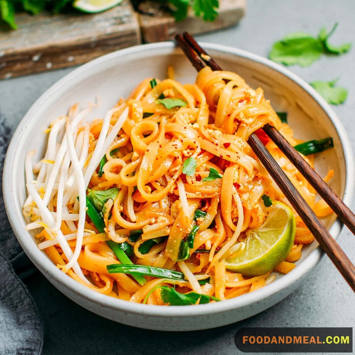 How To Cook Pad Thai - Fried Rice Noodles 10 Pad Thai