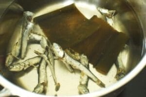 How To Make Japanese Hot Pot - Nabe Soup Recipe 5 How To Make Japanese Hot Pot - Nabe Soup Recipe 4