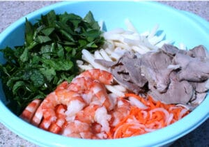 How To Make Vietnamese Lotus Salad - Goi Ngo Sen - Lotus Stem 8