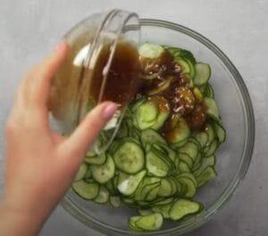 Best Sunomono Recipe - Japanese Style Cucumber Salad 8