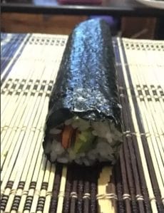 How To Make Vegetable Maki Roll At Home 4