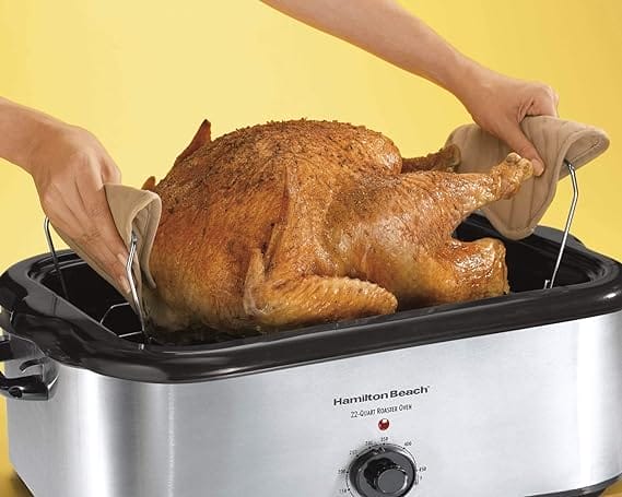 The 7 Best Electric Roasting Pans, Reviews By Food And Meal 3