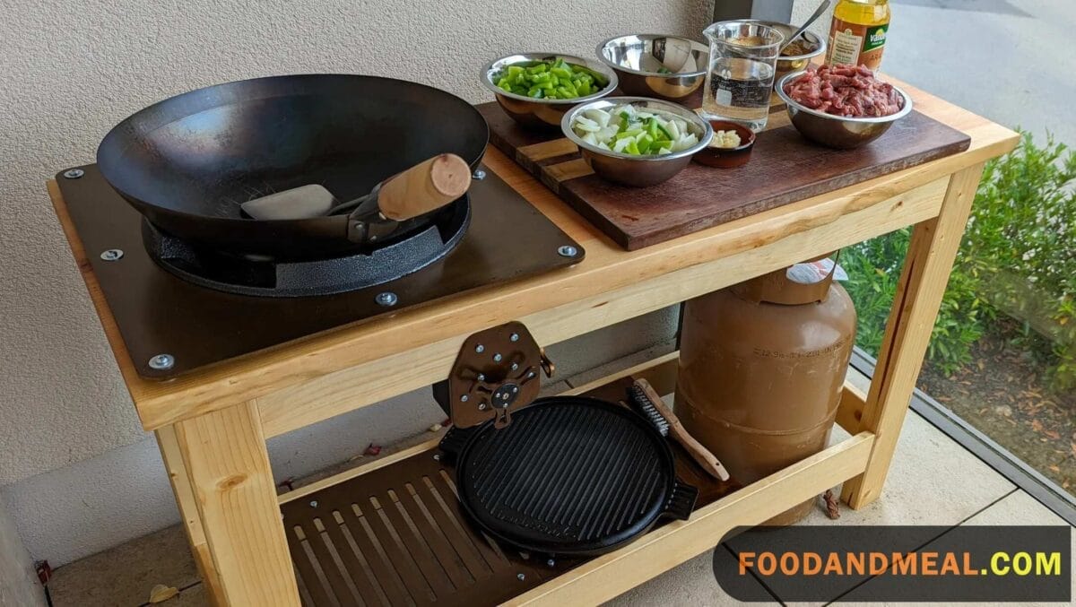 How To Set Up A Wok Cooking Station