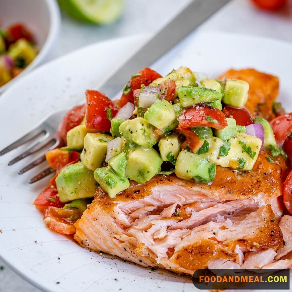 Indoor Grill Flair: Zesty Salmon Salsa For A Fresh Twist At Home 2