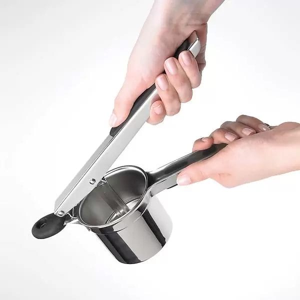 The 7 best potato ricer for gnocchi, Reviews by Food and Meal 2 The 7 best potato ricer for gnocchi, Reviews by Food and Meal 1